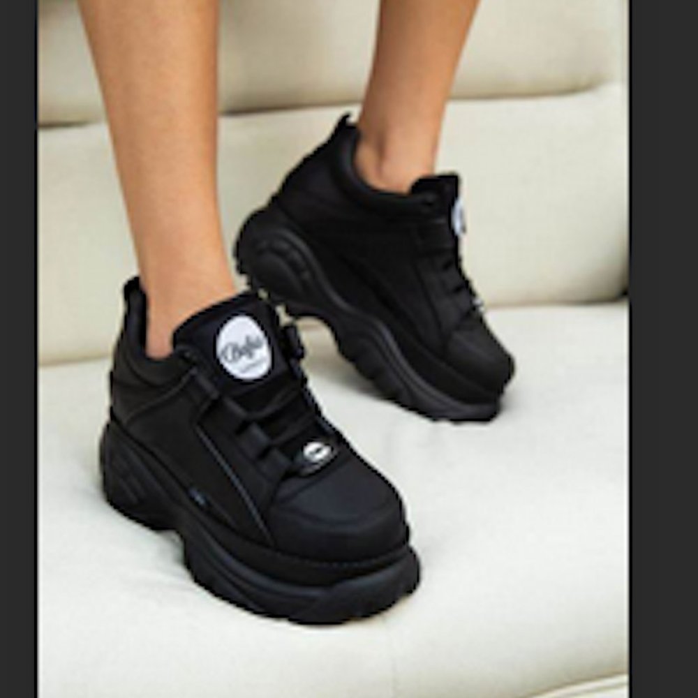 Buffalo London Black Leather Fashion Platform Sneakers 1339142.0 Size 6.5 NWOB